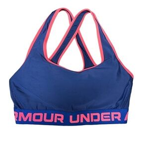 NWOT Under armour sports bra size medium